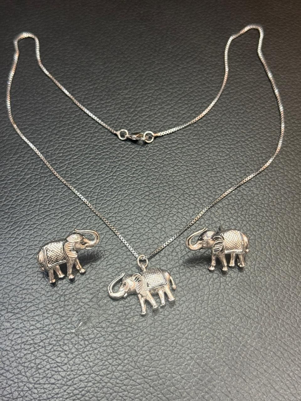 Elephant Necklace Set for Women – Alloy Jewelry with Earrings | Elegant & Stylish Design