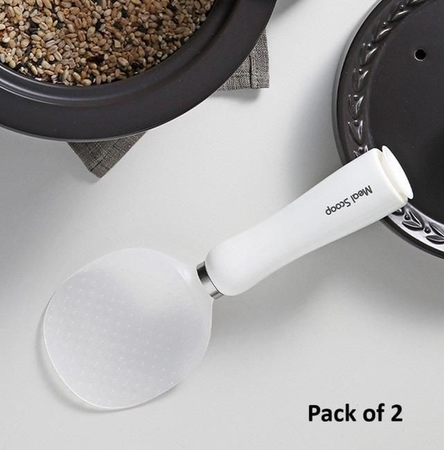 White pizza cutter with 'doors & rays' branding on a light gray background